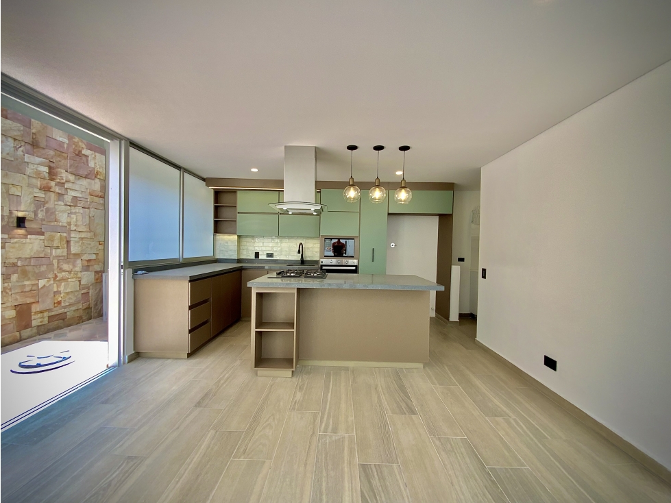 Venta Casa Acabados de Lujo Llanogrande Unidad Cerrada — foto 2