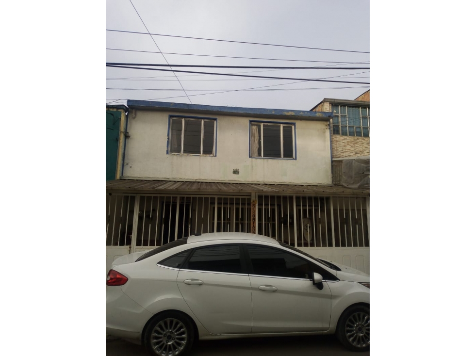 VENDO CASA EN LEON XIII - 4