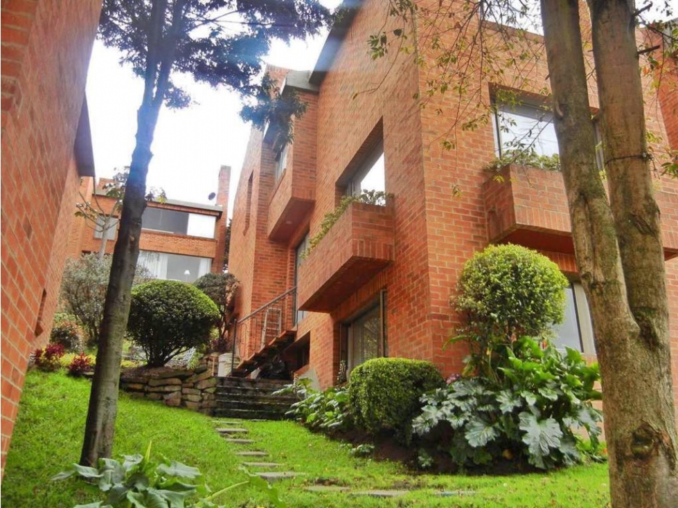 ZS-1020 Casa en venta, Cerros de Sotileza