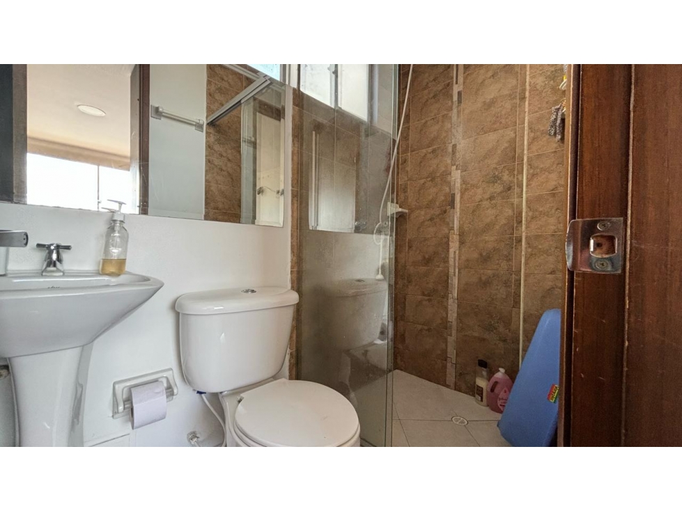AG/ VENDO APARTAMENTO CON TERRAZA EN BARRIO SANTA ROSITA — foto 5