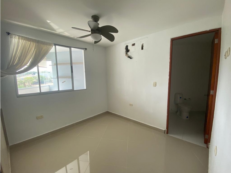 VENTA DE APARTAMENTO COMO NUEVO EN SINCELEJO - 2
