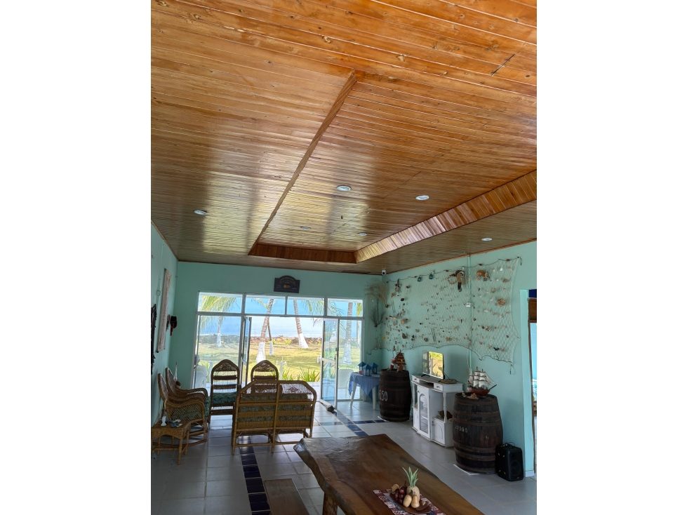 VENTA DE CABAÑA FRENTE AL MAR EN SAN BERNARDO DEL VIENTO — foto 4