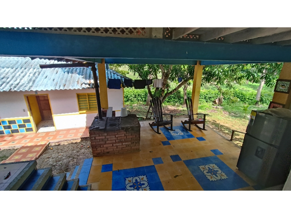 VENTA DE CABAÑA EN SAN BERNARDO DEL VIENTO CERCA AL MAR - 2