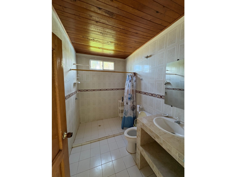 VENTA DE CABAÑA FRENTE AL MAR EN SAN BERNARDO DEL VIENTO — foto 6