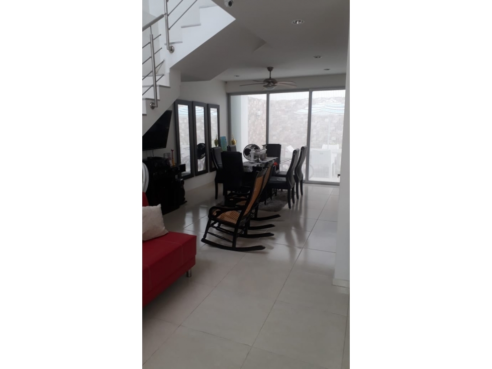 VENTA DE CASA EN CONJUNTO CERRADO EN SINCELEJO — foto 2