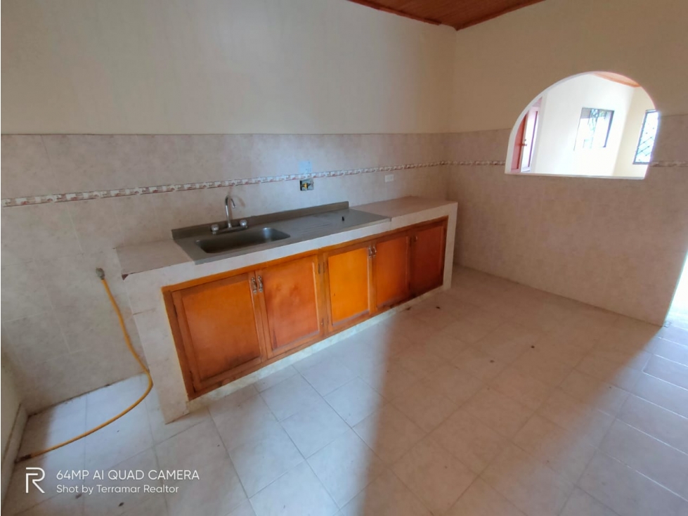 APARTAMENTO EN VENTA EXCELENTE UBICACION - 2