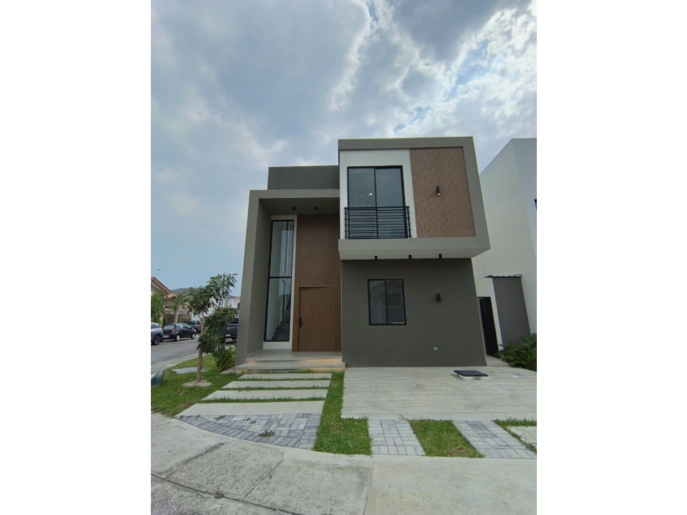 C.01 Casa en venta esquinera en Ciudad Celeste de estreno - 2