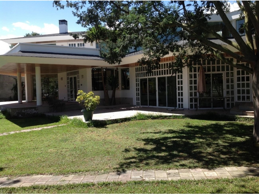 RESIDENCIA AL NORTE DE QUITO (SANTA LUCIA) — foto 4