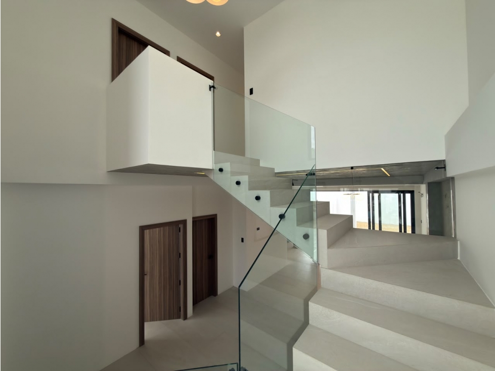 Casa en venta de estreno en Urbanización El Condado Vicolinci - 5