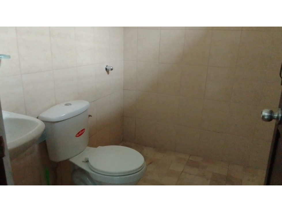 Se vende casa de 2 unidades en Playas Villamil - 6