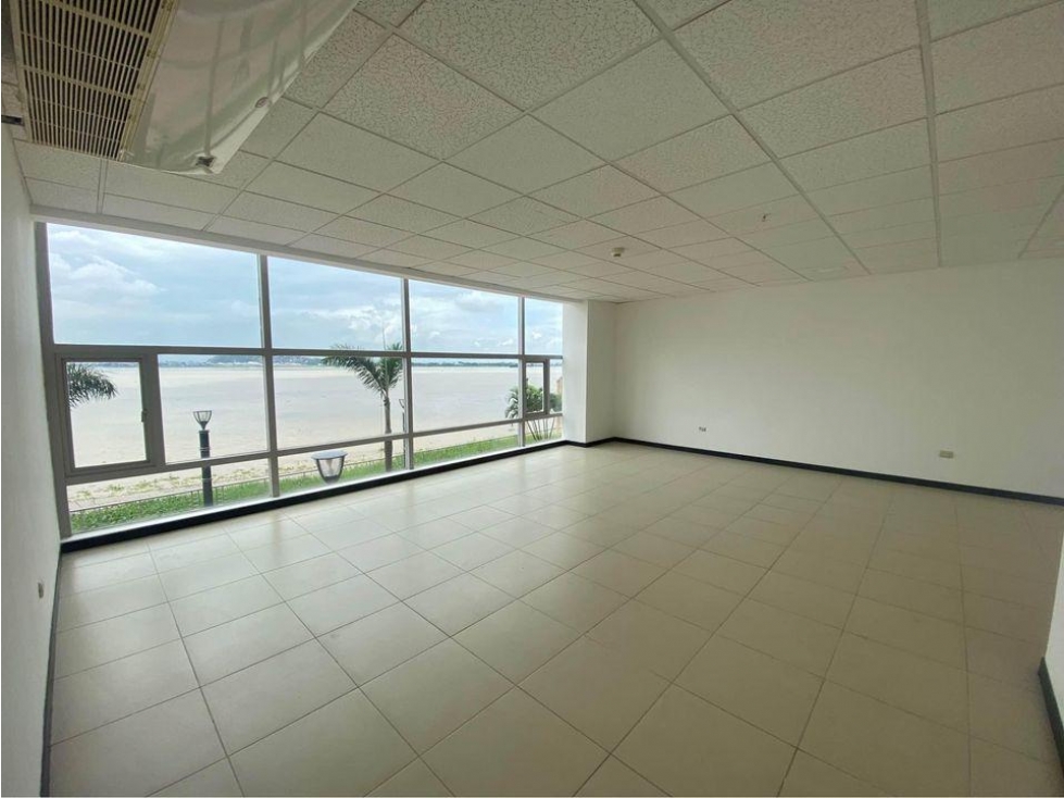 Alquiler o Venta de Oficina en Edificio Bellini con vista al Rio — foto 3