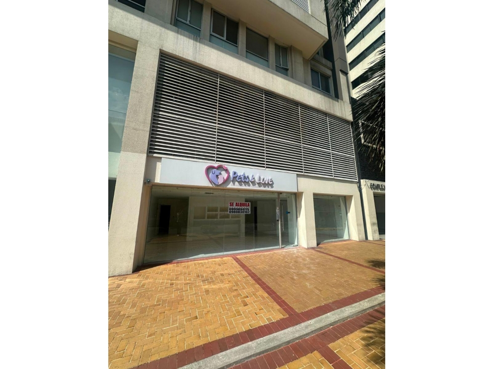 Alquiler Local Comercial, Edificio Spazio - Puerto Santa Ana