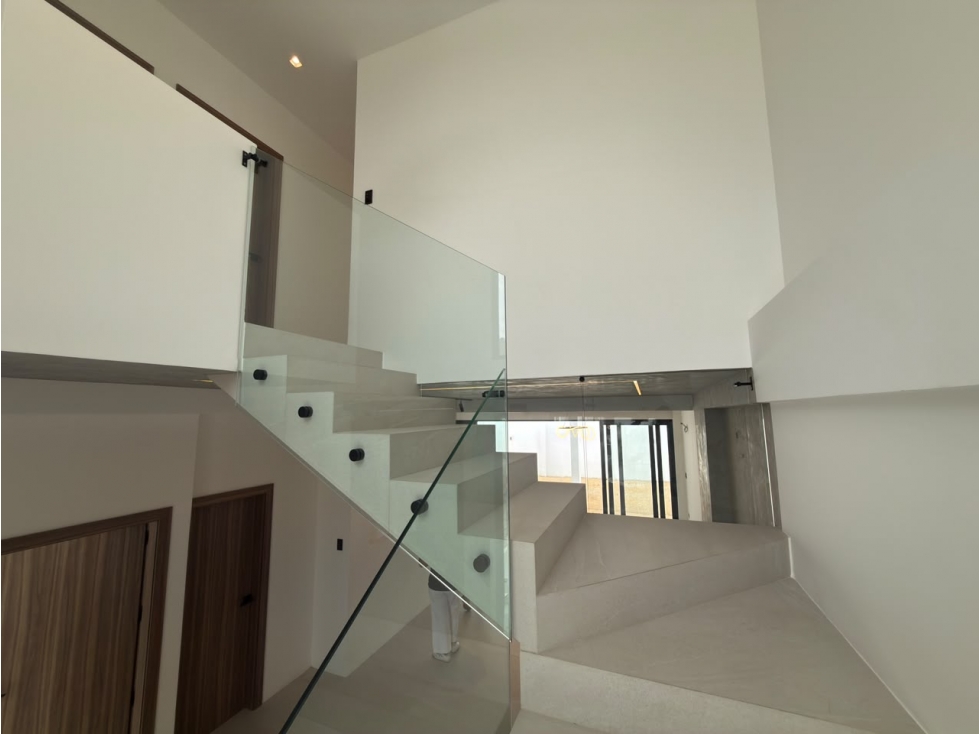 Casa en venta de estreno en Urbanización El Condado Vicolinci - 6