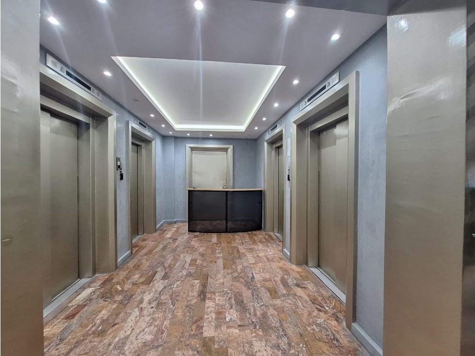 Venta de Suite Amoblada en Edificio Torre Azul, Centro de Guayaquil - 4