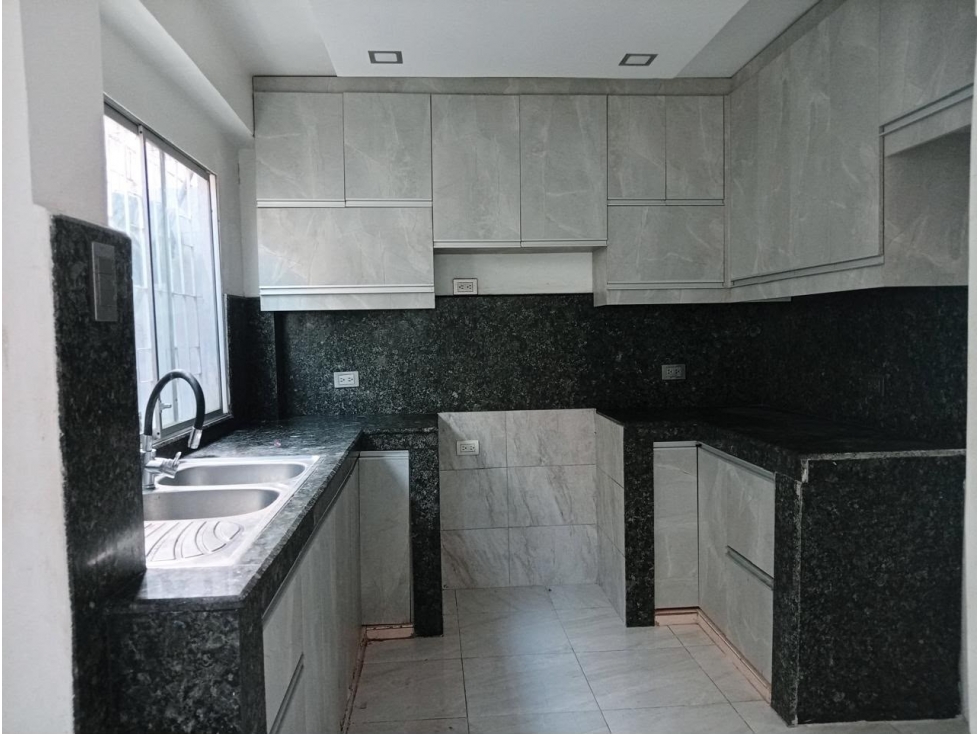 C.01 CASA EN VENTA EN URBANIZACION CIUDAD SANTIAGO COMERCIAL — foto 6