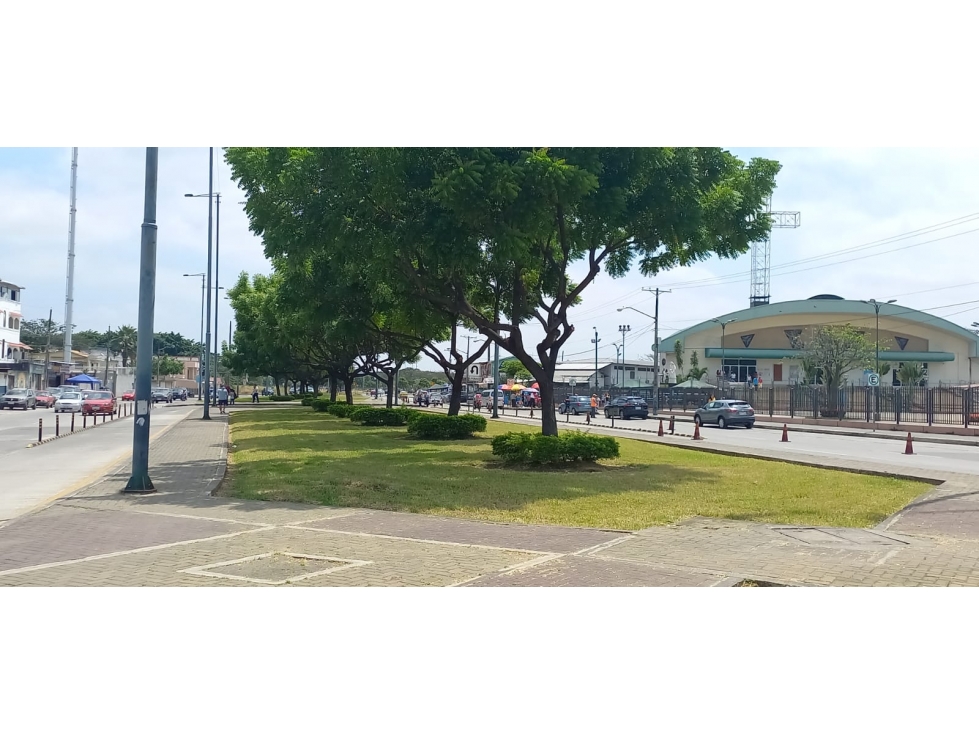 EN VENTA CASA RESIDENCIAL / COMERCIAL / VEHICULAR EN SAMANES 6 — foto 3