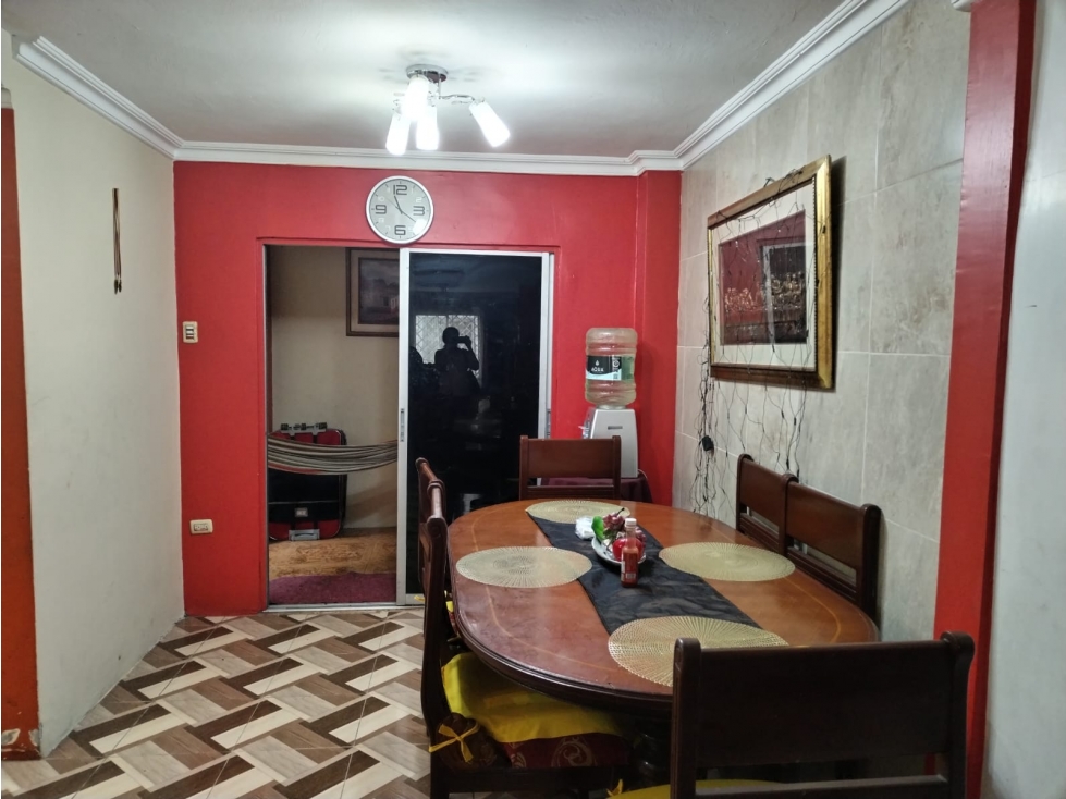 Venta de Casa de dos planta 1/2 en Urb. Huancavilca Norte — foto 5