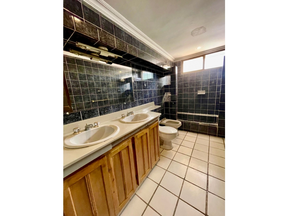 Se alquila cómodo departamento en 3er piso, Ceibos. - 6