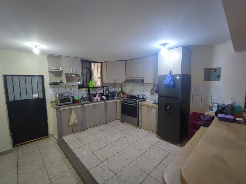 Venta casa rentera Colinas Alborada — foto 2