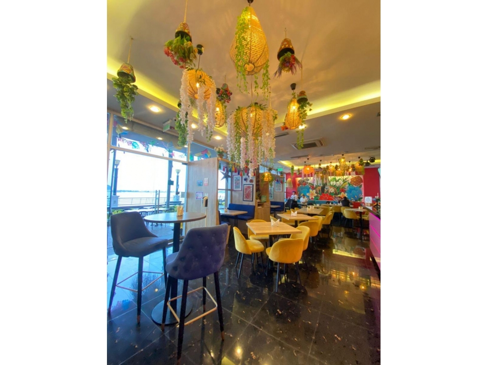 Alquiler Local Comercial Planta Baja, Puerto Santa Ana Guayaquil — foto 2