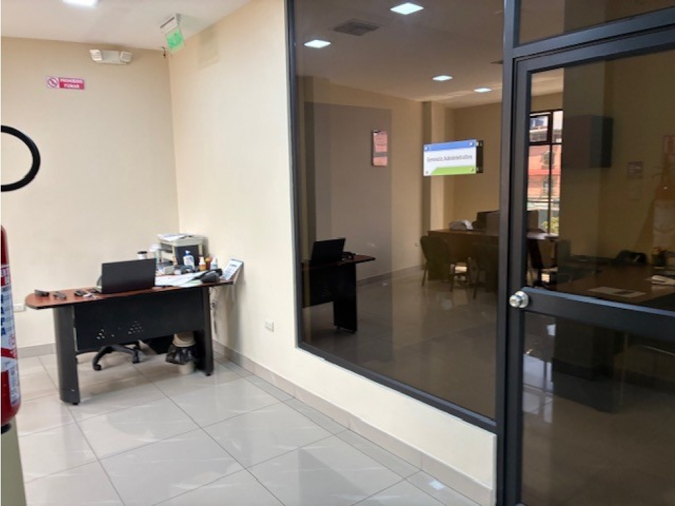 Local Comercial en venta o alquiler en Bellavista, Guayaquil — foto 2