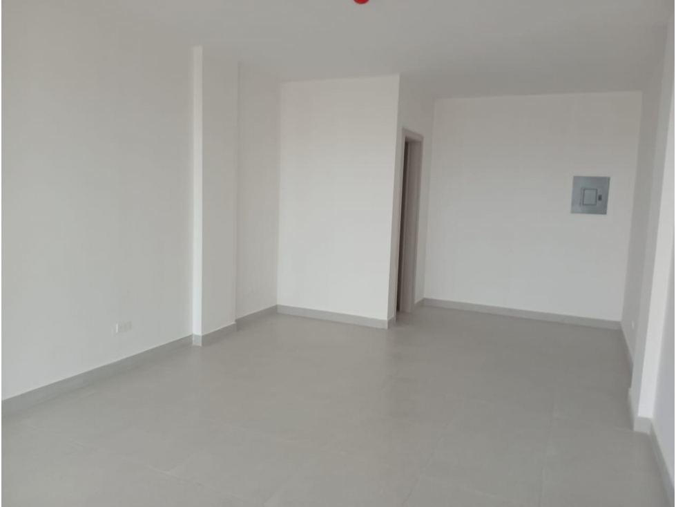 En Venta Local Comercial con Terraza en Plaza Vizcaya II Samborondón - 2
