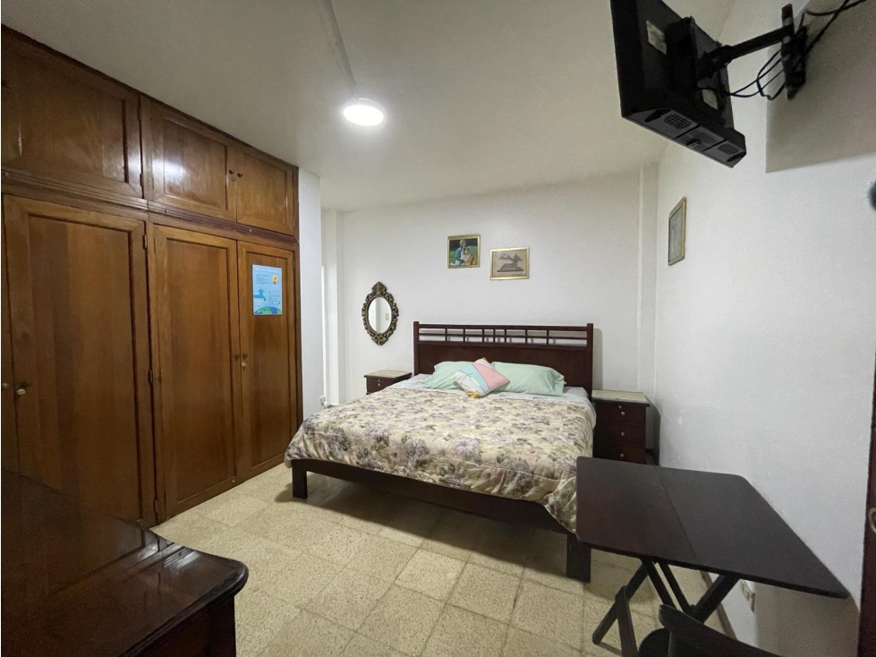 Suite en Alquiler Cdla. Kennedy, Av el Periodista — foto 2