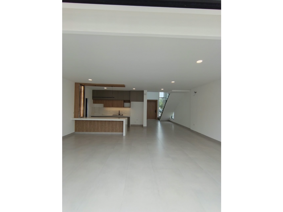 C.01 Casa en venta esquinera en Ciudad Celeste de estreno - 6