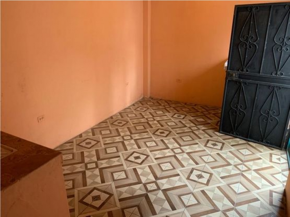 Venta, Casa Rentera, Cdla. Los Geranios II, Norte de Guayaquil — foto 5