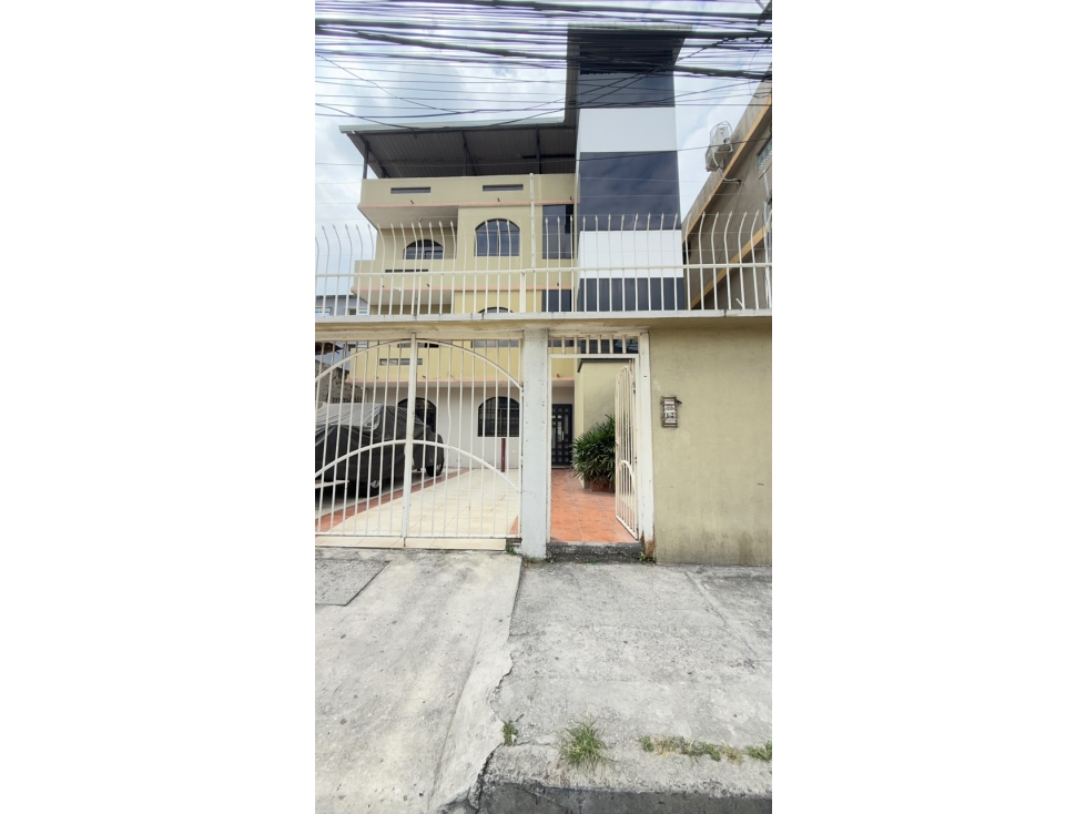 Venta de Departamento en los álamos 2do piso alto