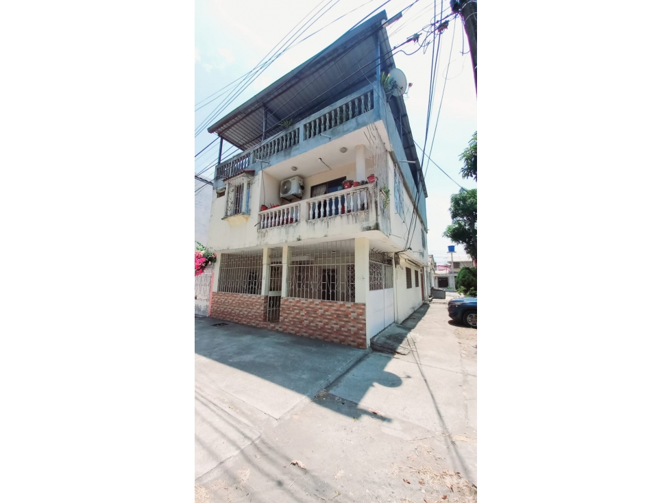 EN VENTA CASA ESQUINERA RENTERA AL PIE DEL RIO CDLA ABEL GILBERT - 1