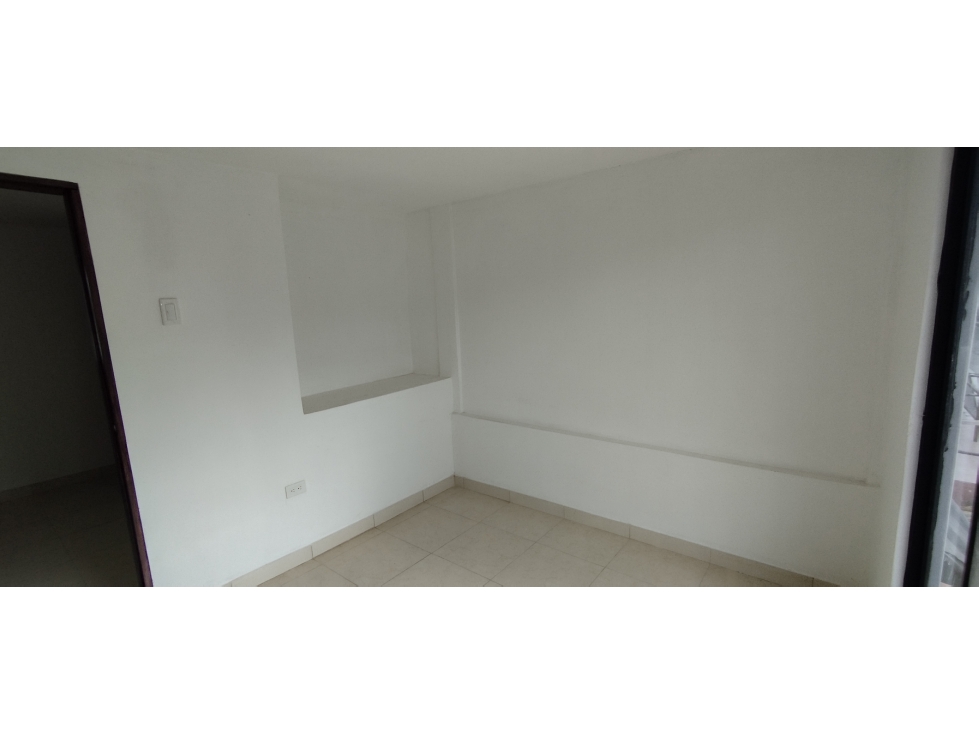 Se Vende Casa Urb. Beata Mercedes Molina (Ejecutiva) — foto 6