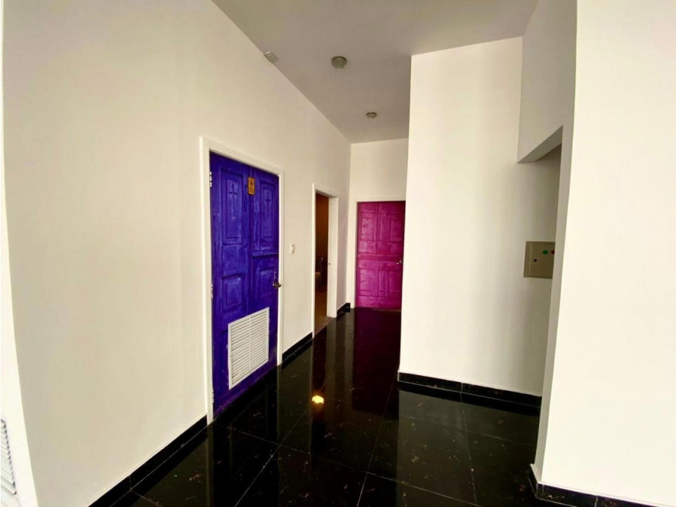Alquiler Local Comercial Planta Baja, Puerto Santa Ana Guayaquil — foto 4