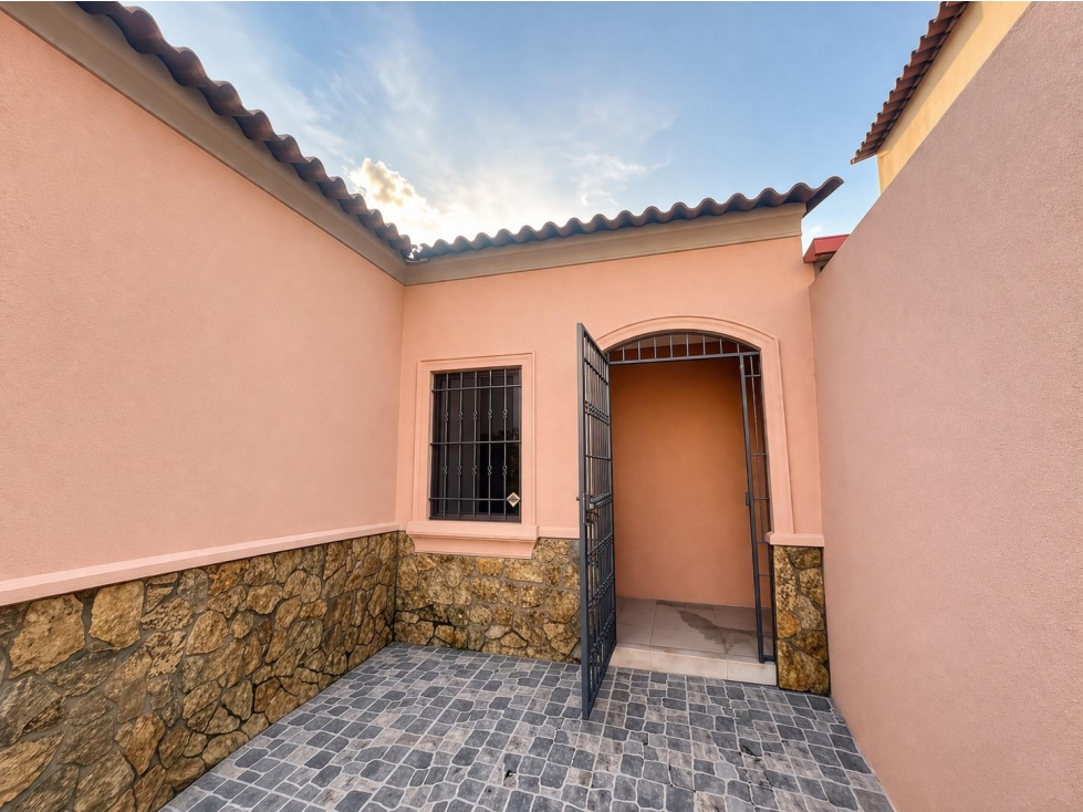 Casa en venta de 1 Planta en Urbanización la Rioja et. Asturias - 4