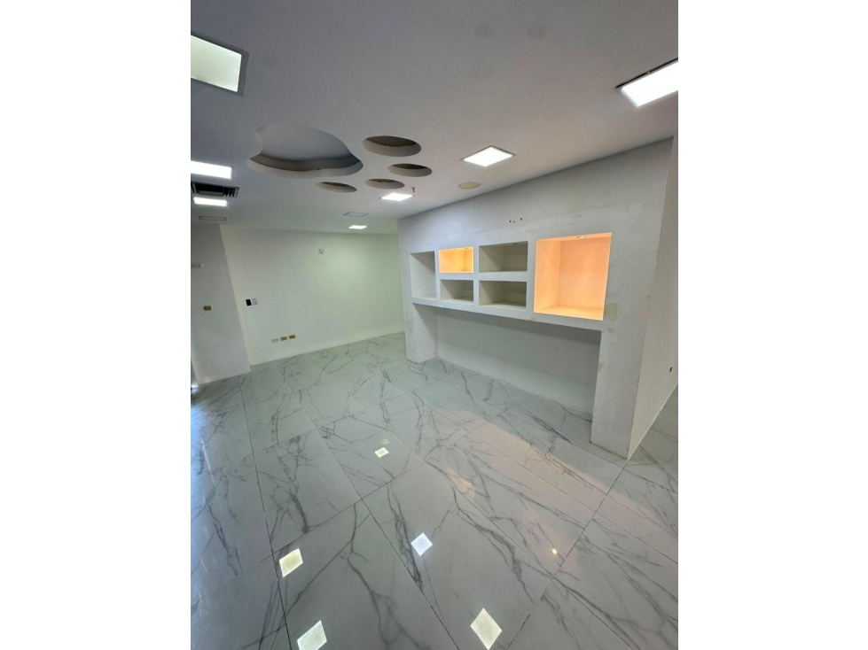 Alquiler Local Comercial, Edificio Spazio - Puerto Santa Ana — foto 4