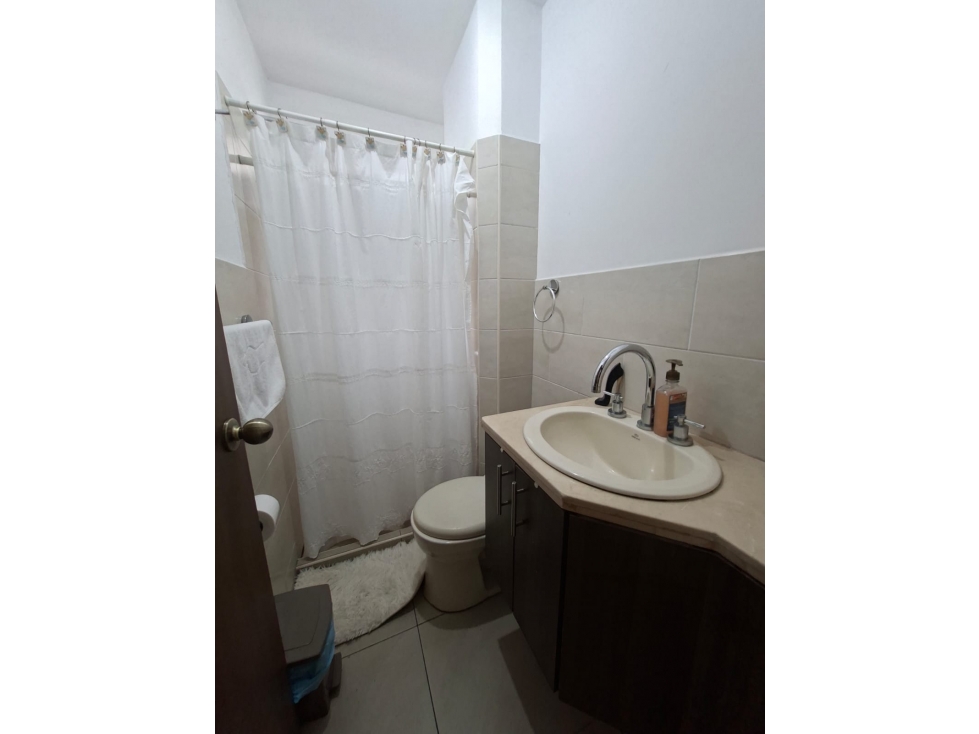 Alquiler de Departamento y Parqueo en Kennedy Norte - 3