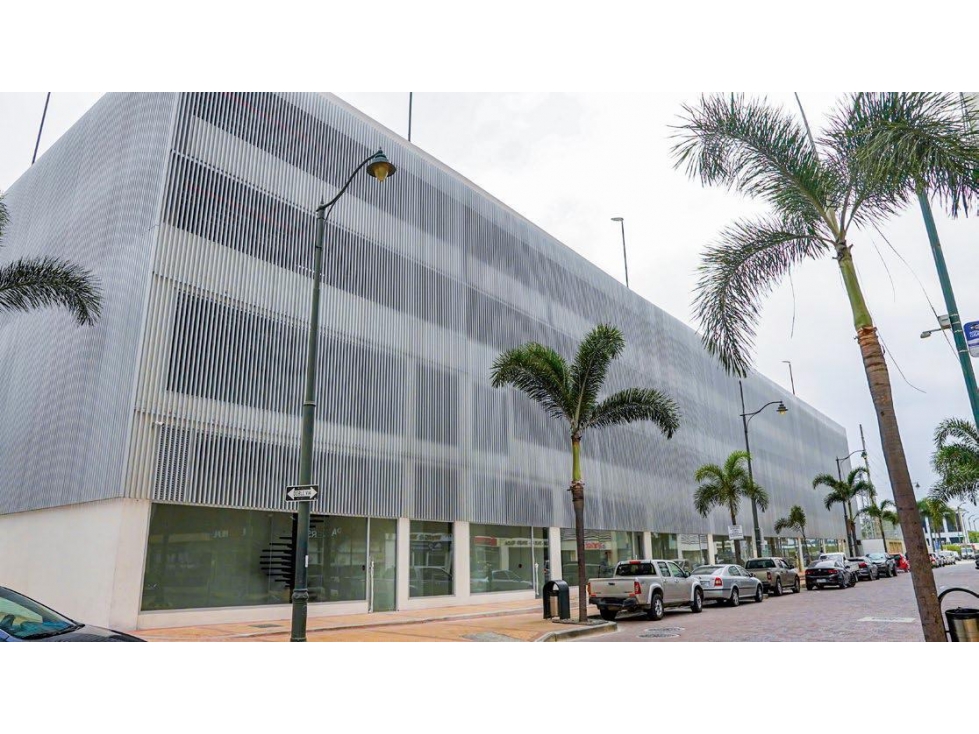 En venta parqueo ubicado en Edif. Ciudad del río - Puerto Santa Ana - 2