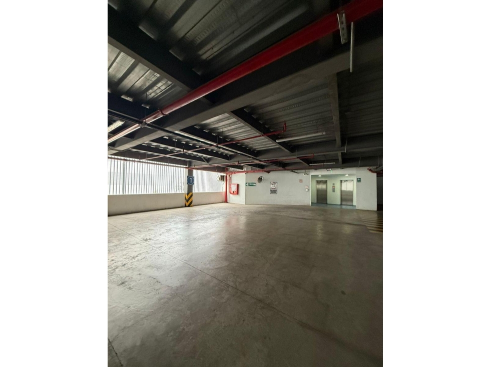 Venta de Parqueos en Edificio Ciudad del Rio Puerto Santa Ana - 5