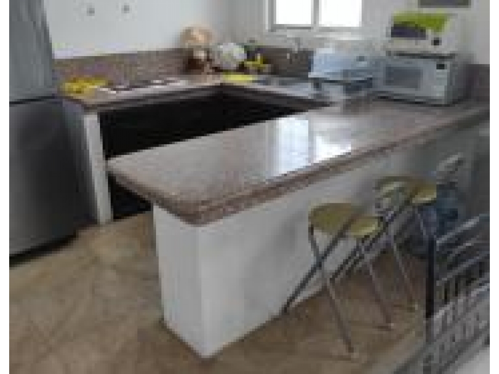 En venta casa en Playas Villamil - Urb Sol Dorado - 5