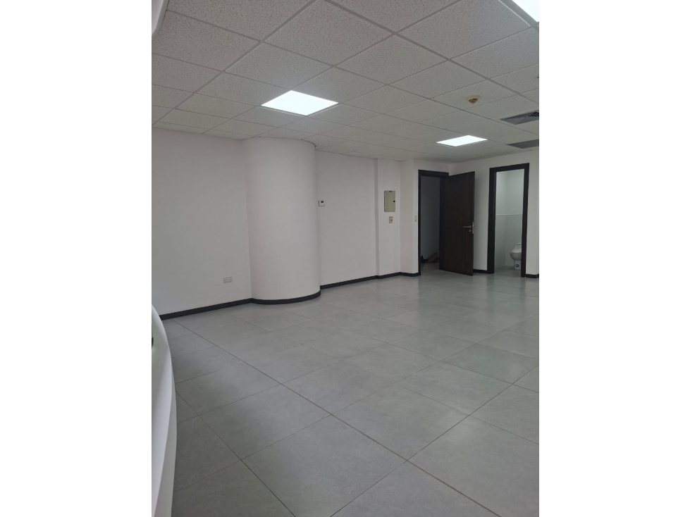Alquiler Oficina en Edificio The Point - Puerto Santa Ana - 5