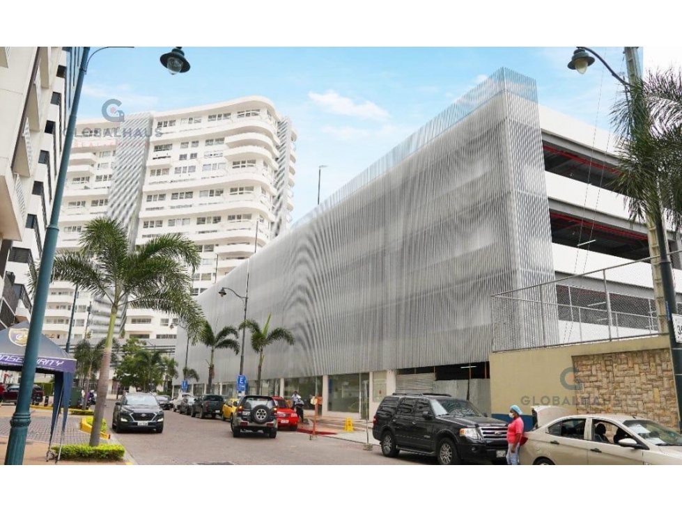 En venta parqueo ubicado en Edif. Ciudad del río - Puerto Santa Ana - 3