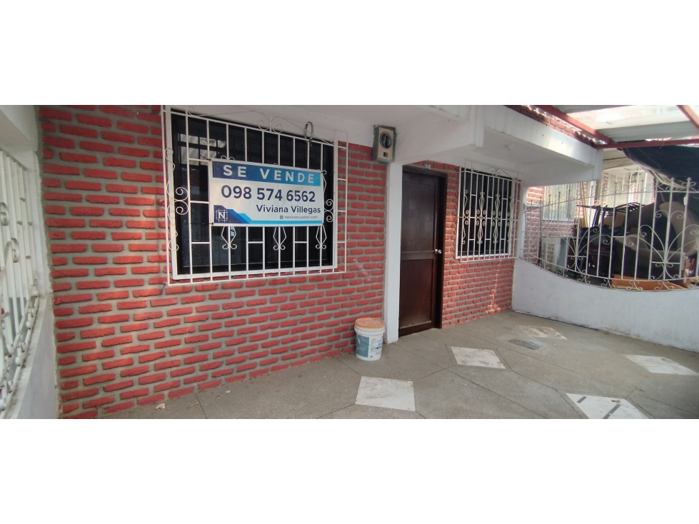 Se Vende Casa Urb. Beata Mercedes Molina (Ejecutiva) — foto 2