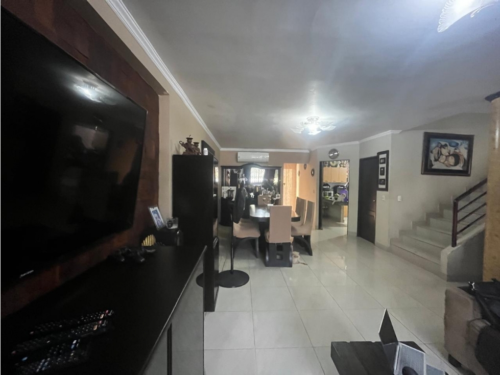 VENTA DE CASA EN URB. MILÁN, ETAPA ALTA GRACIA MODELO FIORELLA — foto 4