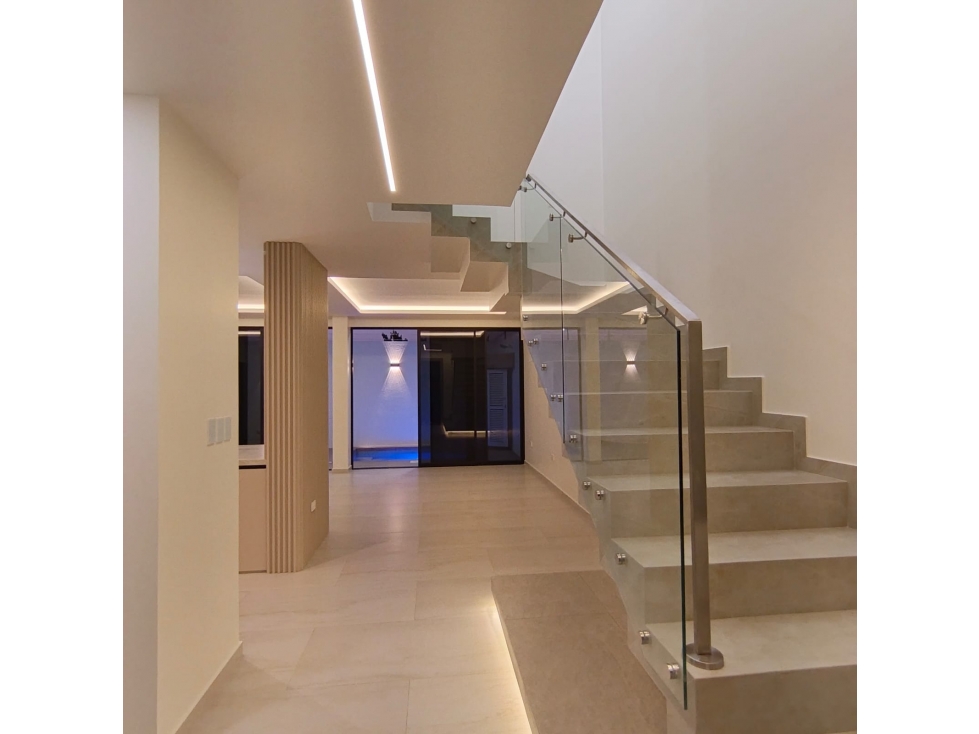 C.01 Venta de Casa en Urbanización Mallorca Village via Salitre - 4