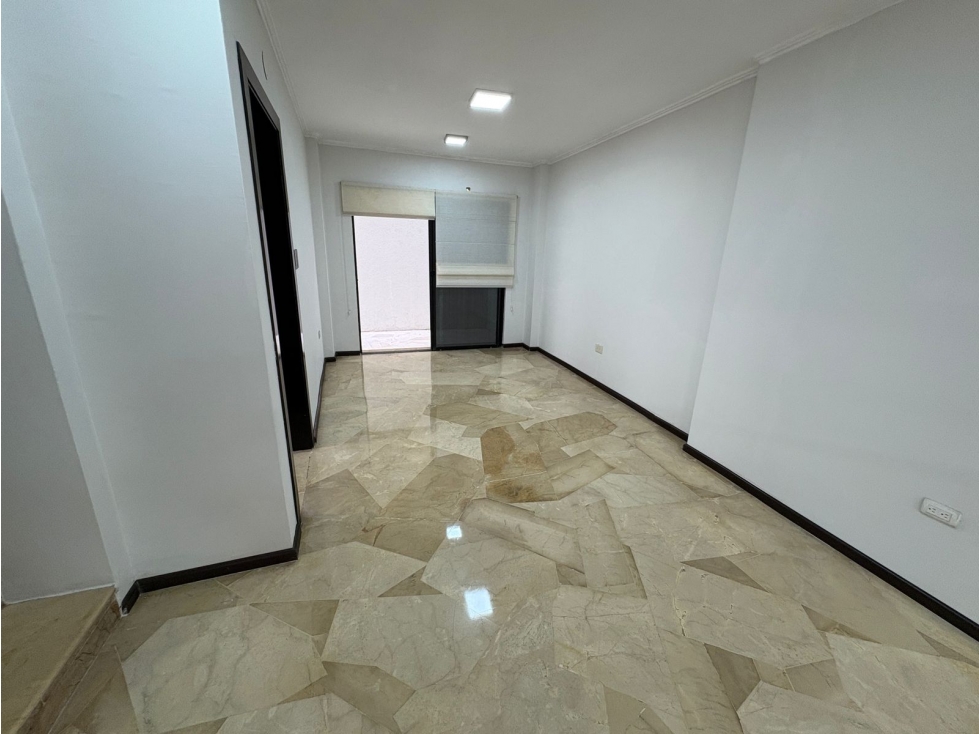 VENTA DE HERMOSA VIVIENDA EN URB. MIRADOR DEL NORTE — foto 6