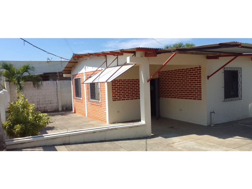 SE VENDE CASA CON AMPLIO TERRENO PLAYAS VILLAMIL - 3