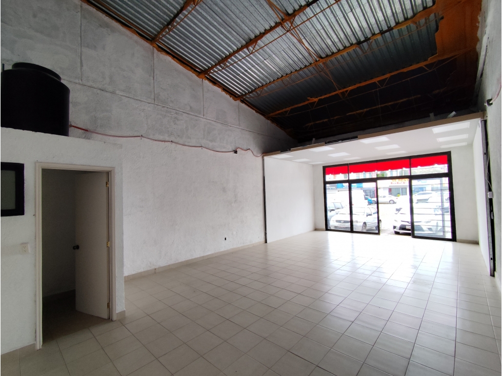 Se renta local en Construplaza en Pachuca, Hgo. - 5