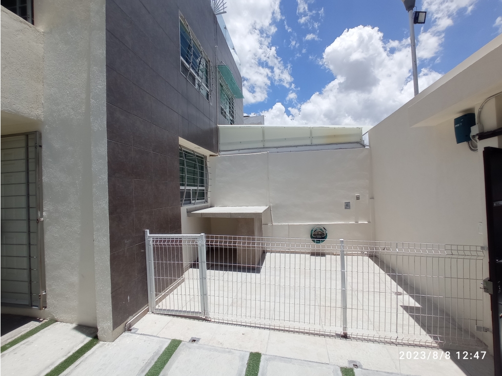 Casa en renta en Pachuquilla, privada linda vista, 3 recámaras. - 3