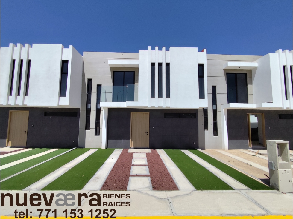 Se vende casa en la privada Altavista, paseo de las Reynas en Pachuca.
