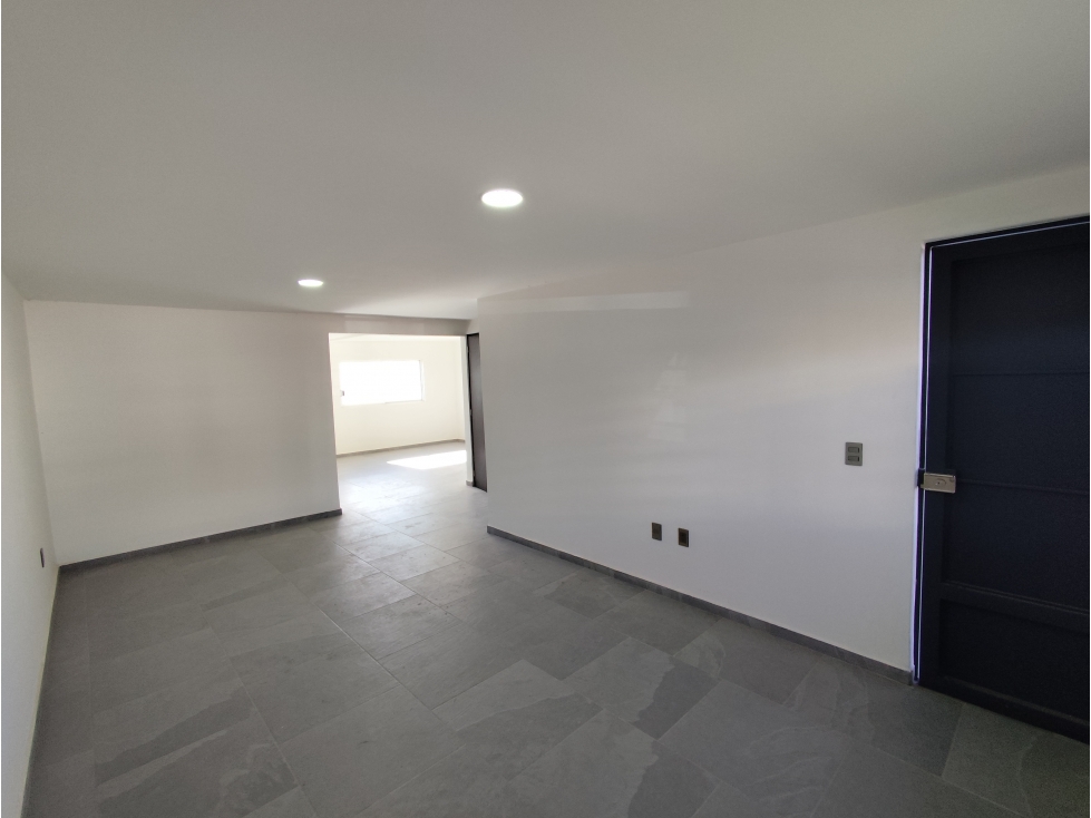 Se renta amplia casa, Campestre Villas del Alamo, Pachuca, atrás UAEH — foto 3